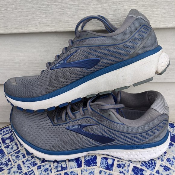brooks ghost size 14
